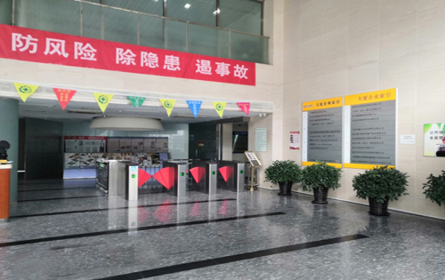 鸿运大厦实拍图3